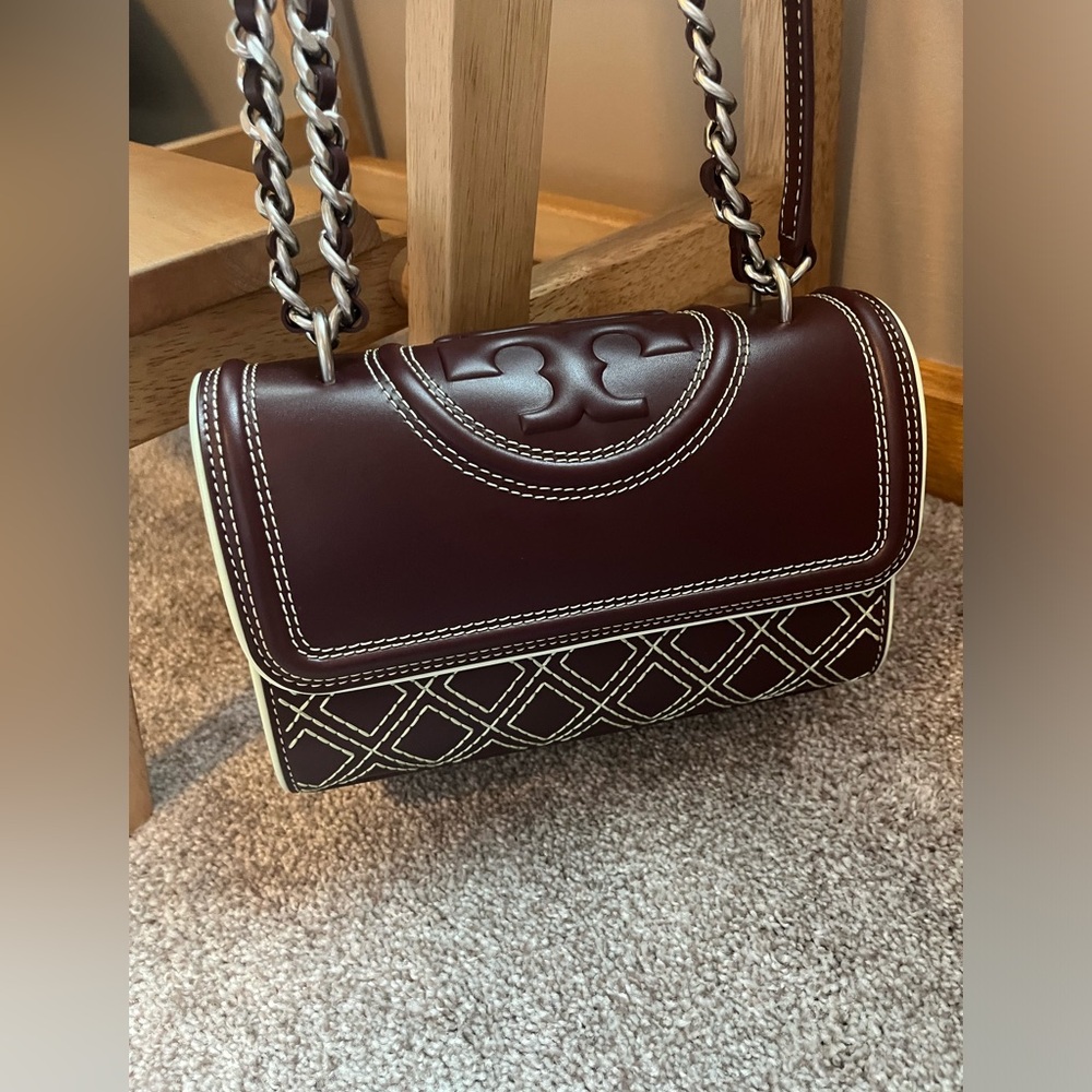 Like new Tory Burch Beetle Berry shoulder bag